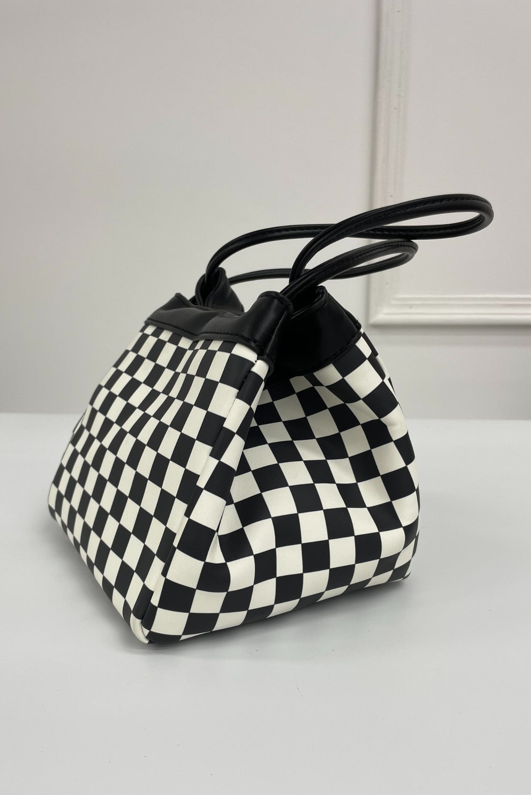 Urban Chic Bucket Tote