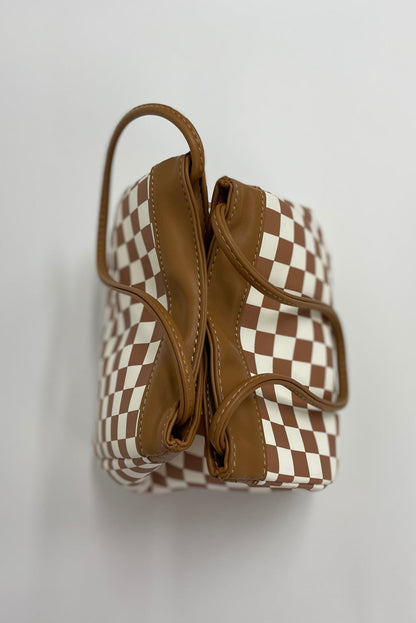 Urban Chic Bucket Tote